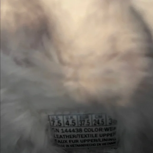 Skechers Women's Beige Fur-Lined GOGA MAT Winter Boots - Picture 4 of 8